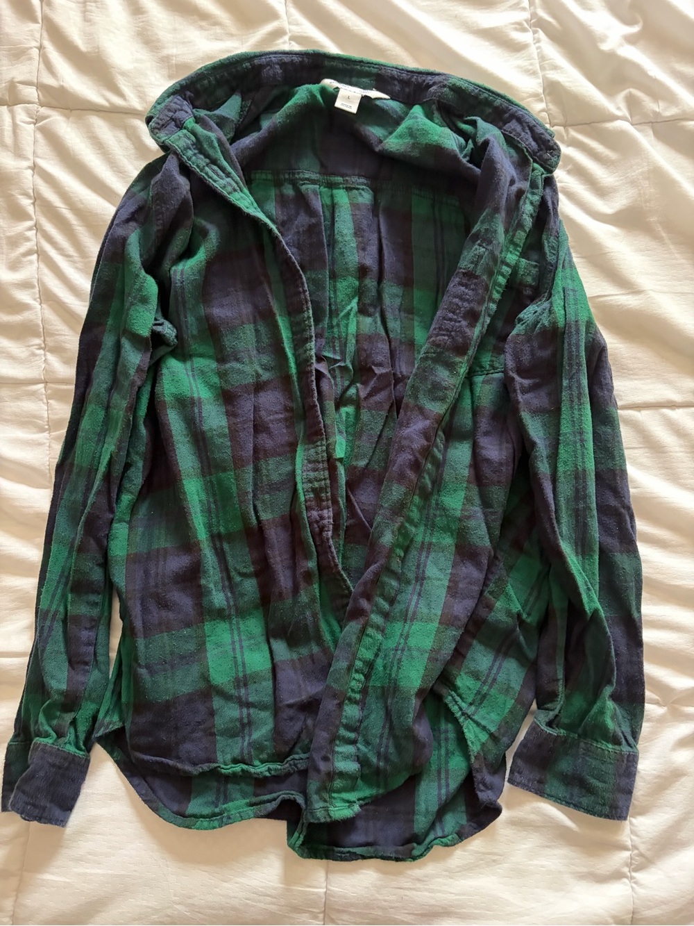 Old Navy Women’s Green & Blue Plaid Flannel
